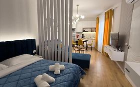 Juar Villa - Modern Apartments